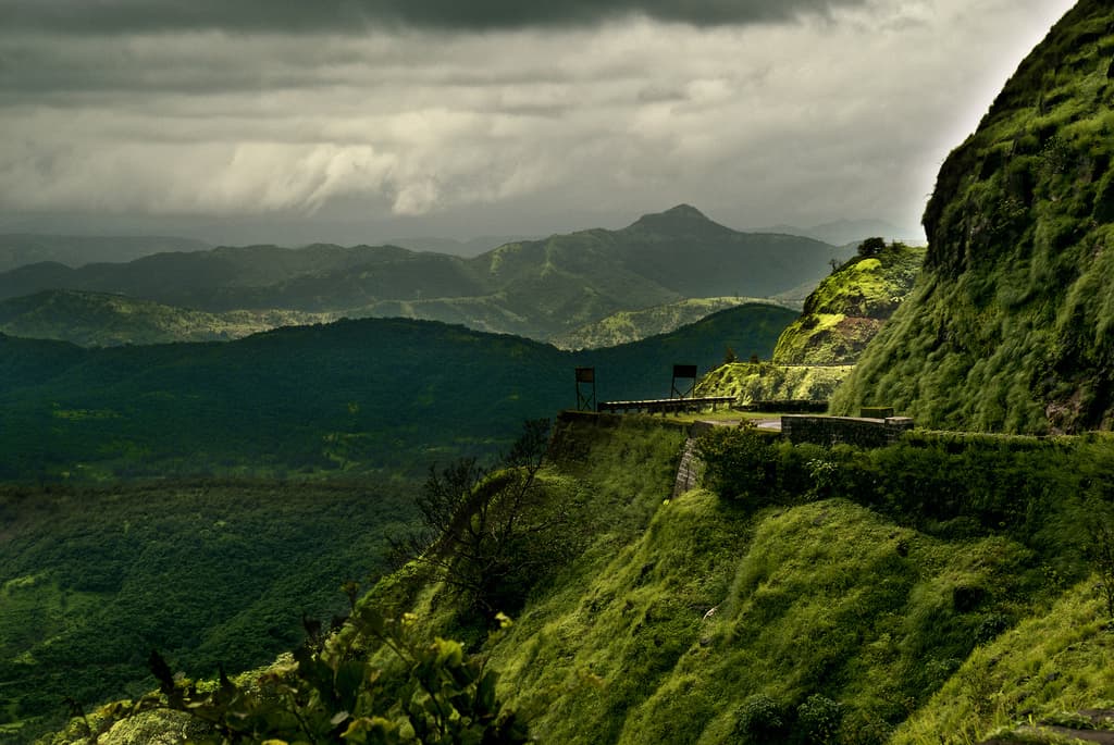 17 Stunning monsoon destinations in India that will pour you with amazement! 17 Stunning monsoon destinations in India that will pour you with amazement!