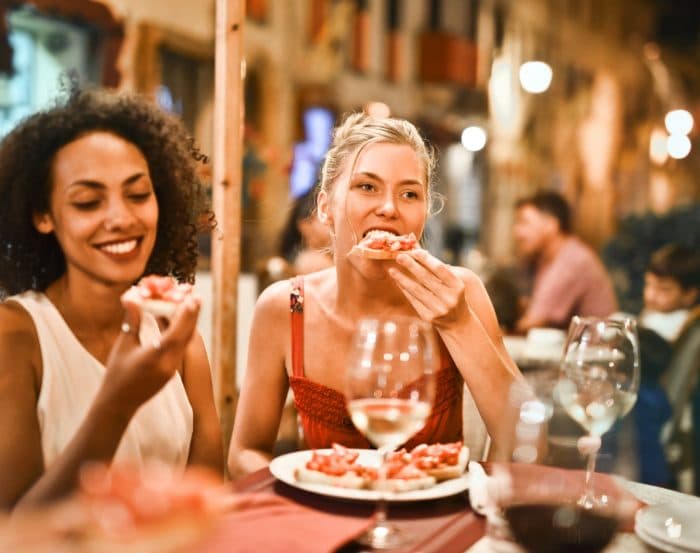 18 Food Paradise Places for travellers 18 Food Paradise Places for travellers