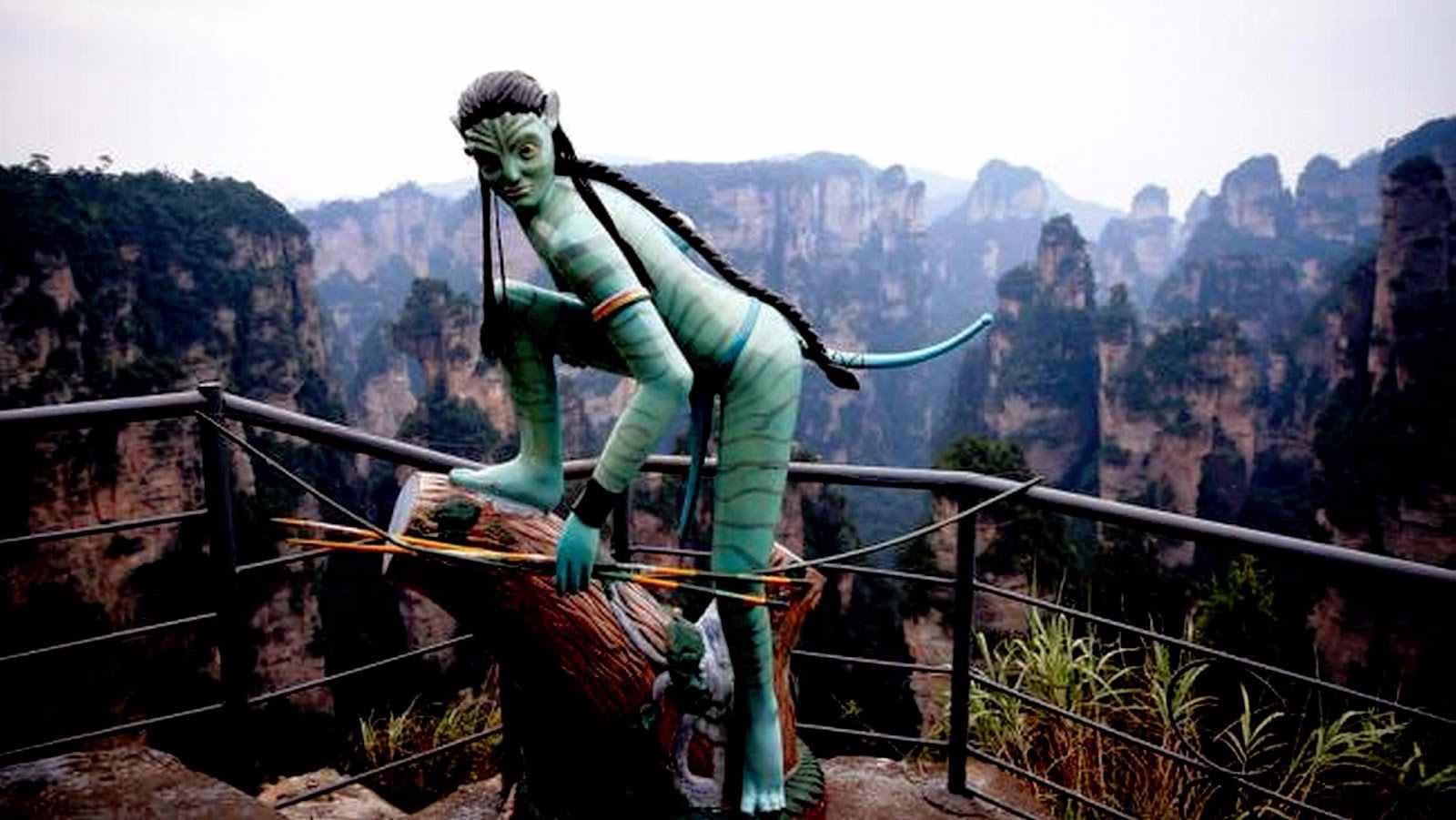 Pandora's Peaks: The Surreal World of Avatar IRL! Pandora's Peaks: The Surreal World of Avatar IRL!