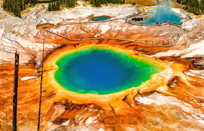 Part 1: List of 17 most weird and beautiful lakes around the world Part 1: List of 17 most weird and beautiful lakes around the world