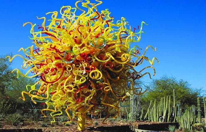 Let's Visit the World's Most Beautiful Gardens This Year Let's Visit the World's Most Beautiful Gardens This Year