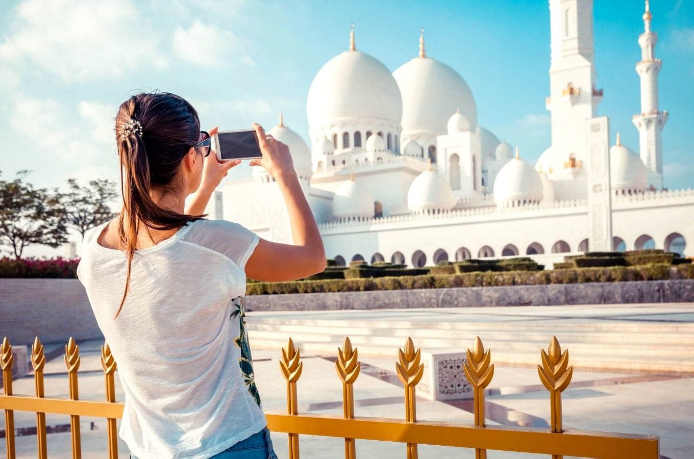 21 Best Experiences You Cannot Miss In Abu Dhabi 21 Best Experiences You Cannot Miss In Abu Dhabi