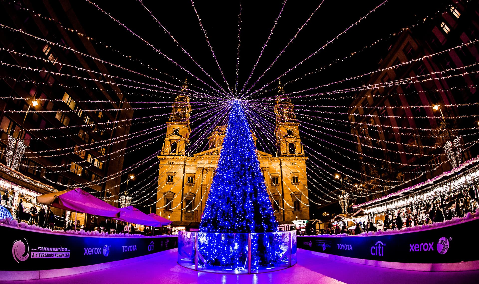 The World's Most Magical Christmas Markets You Should Visit The World's Most Magical Christmas Markets You Should Visit