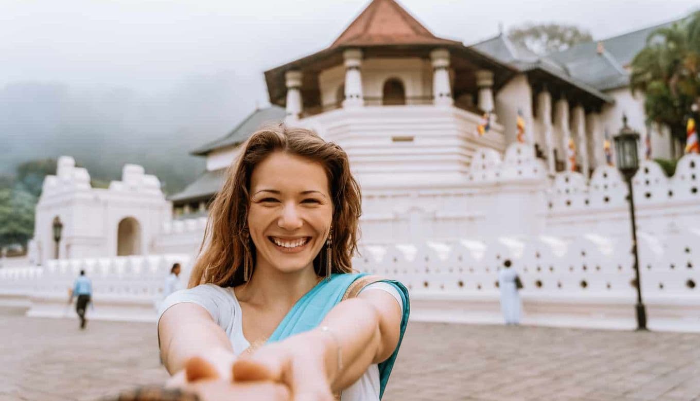 10 Fascinating Religious Places in Sri Lanka You Must See At Least Once 10 Fascinating Religious Places in Sri Lanka You Must See At Least Once
