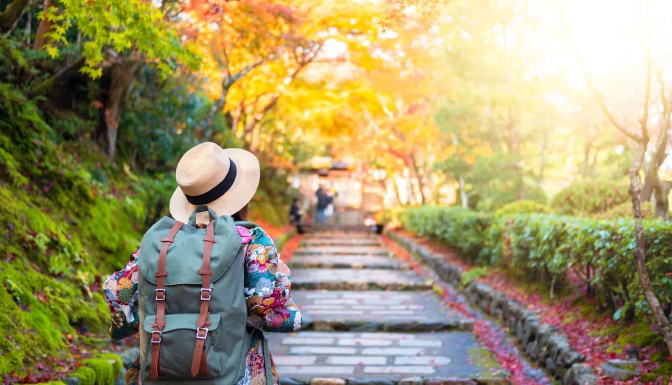 7 Best Places for Solo Traveling Worldwide 7 Best Places for Solo Traveling Worldwide