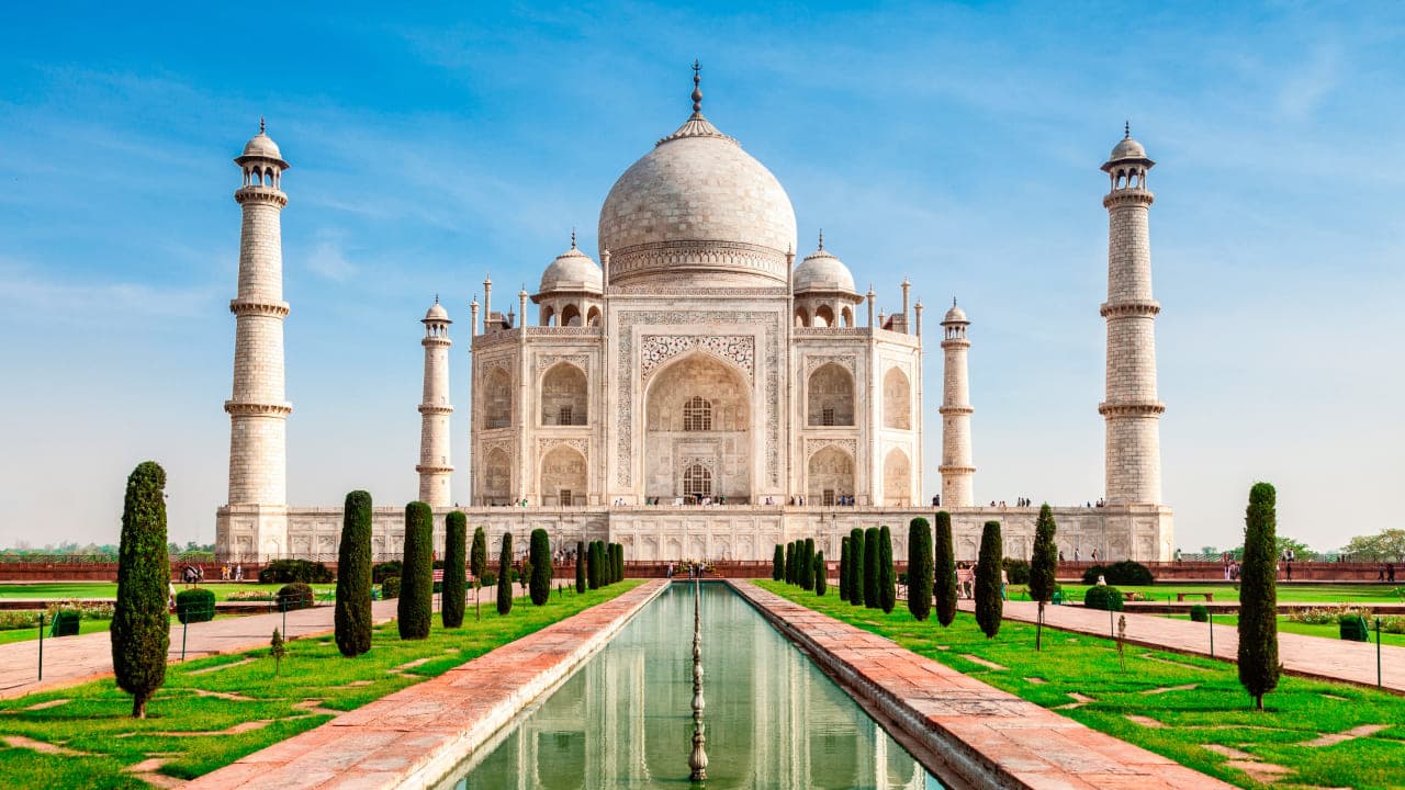 Why visit Agra? 12 Reasons to Visit an Incredible City of Monuments Why visit Agra? 12 Reasons to Visit an Incredible City of Monuments