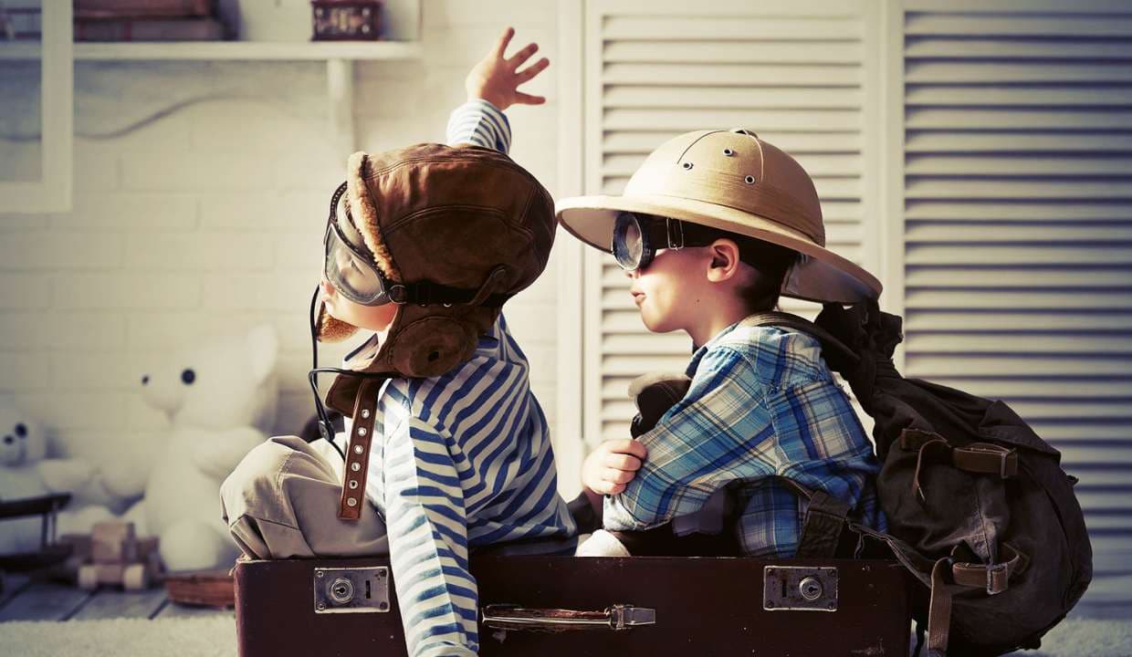 Traveling with Kids During Monsoons: 14 Essential Tips for a Smooth Journey Traveling with Kids During Monsoons: 14 Essential Tips for a Smooth Journey