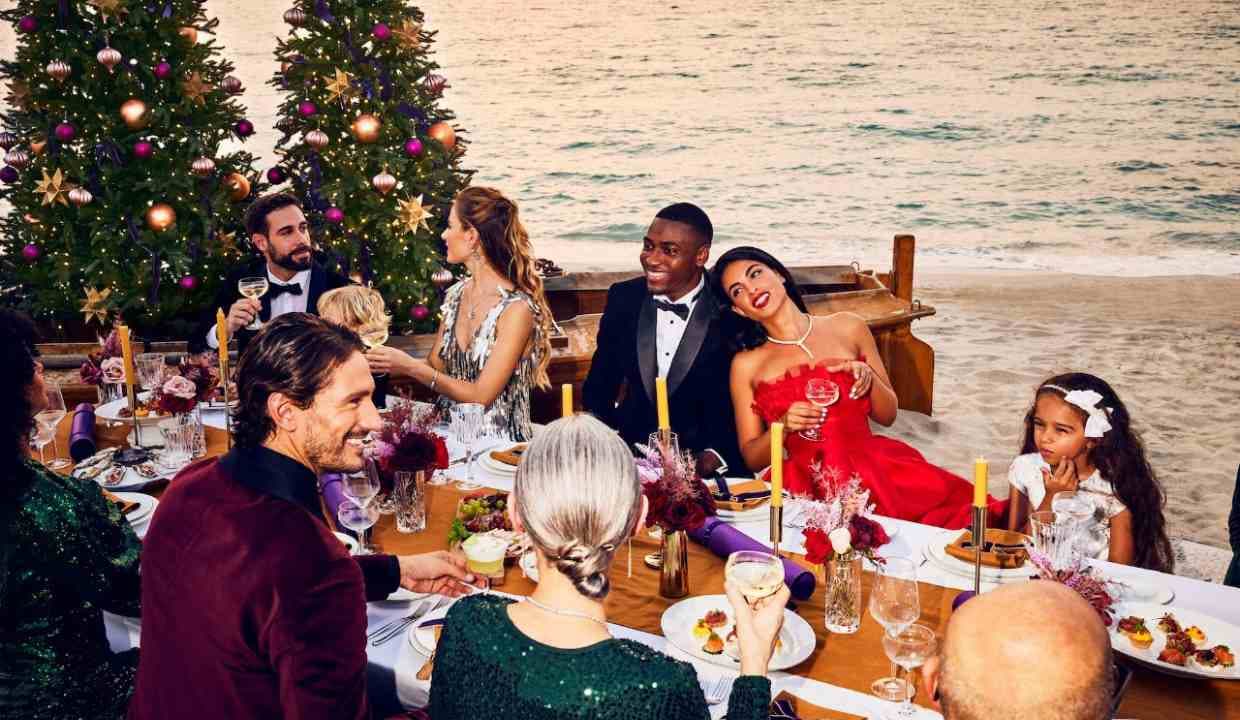 Christmas Travel Guide: Top Destinations to Celebrate Christmas in 2024 Christmas Travel Guide: Top Destinations to Celebrate Christmas in 2024