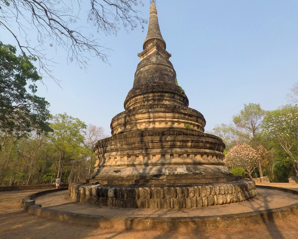 Wat umong Temple