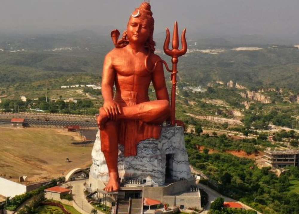 vishwas swaroopam statue of belief